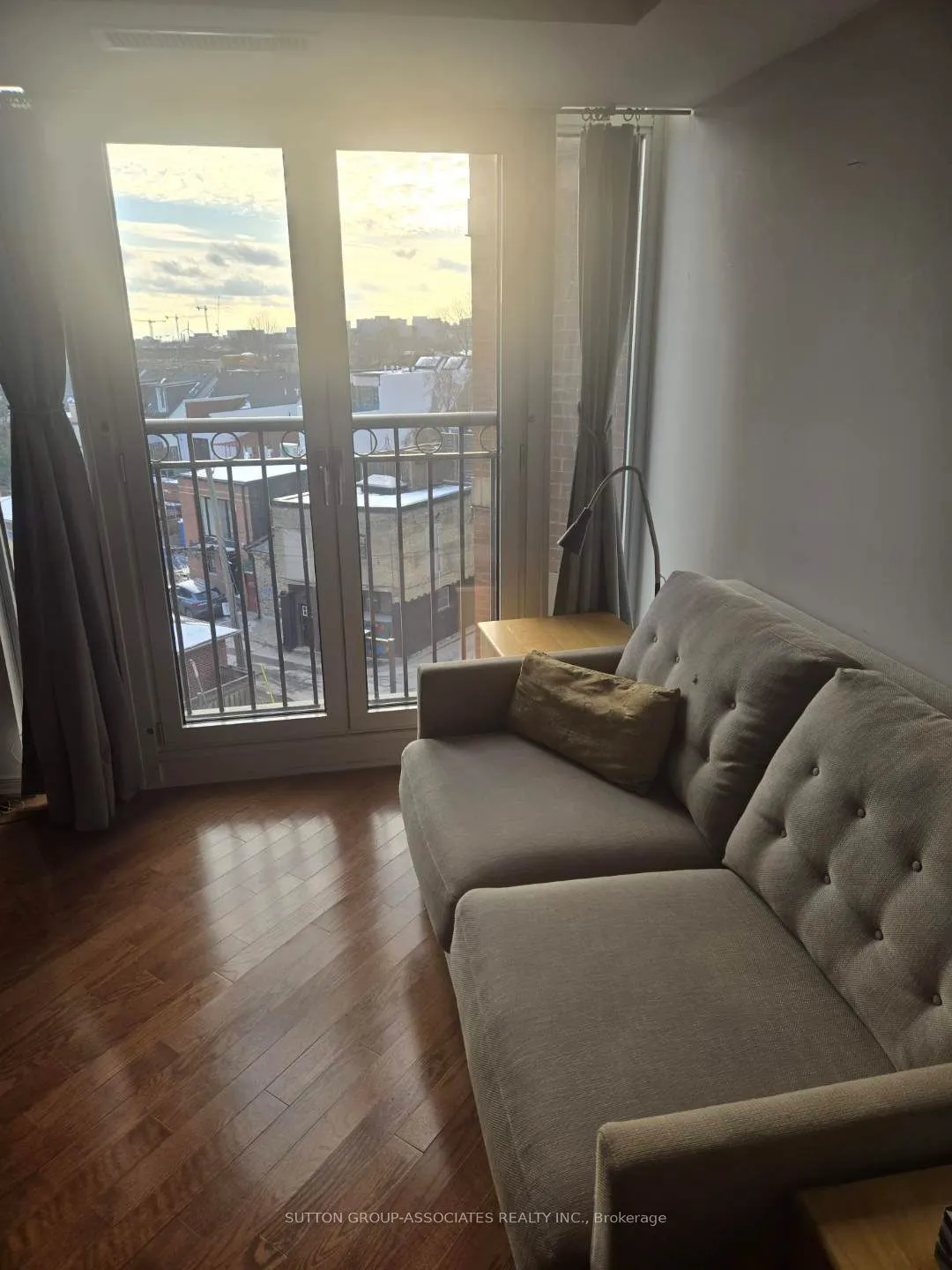 308 Palmerston Avenue #519