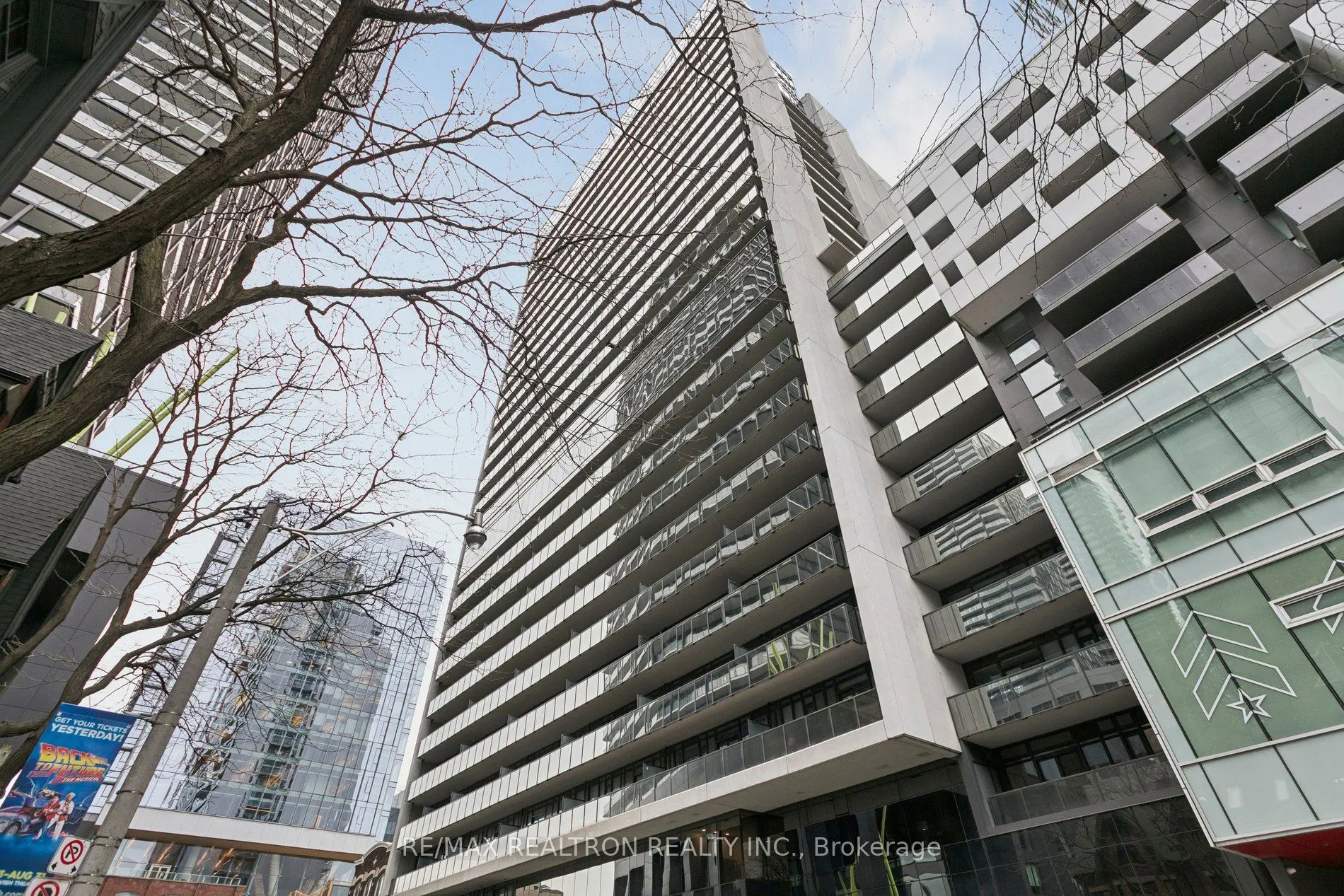 330 Richmond Street W #307
