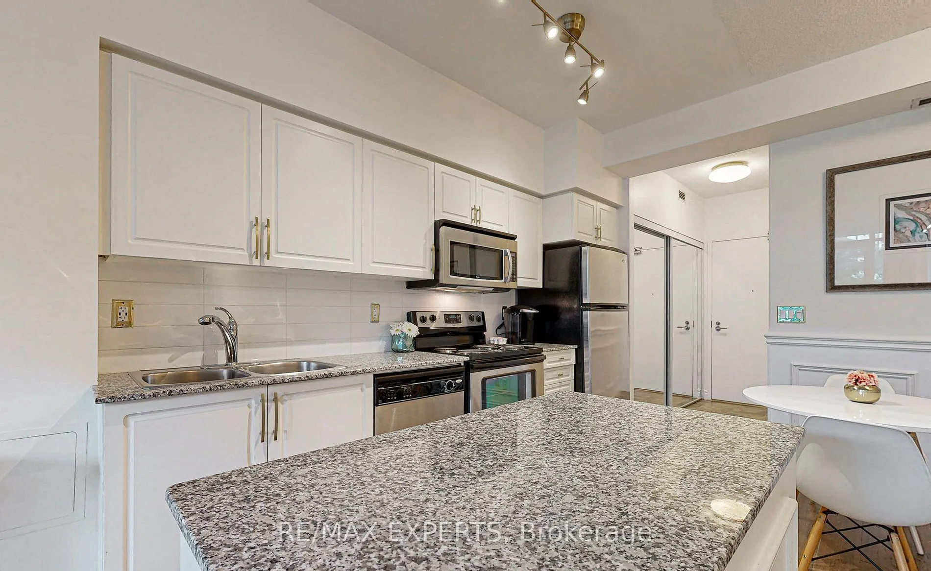 209 Fort York Boulevard #355