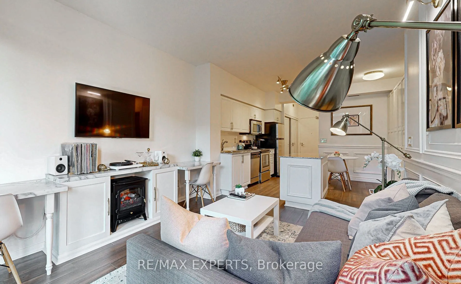 209 Fort York Boulevard #355