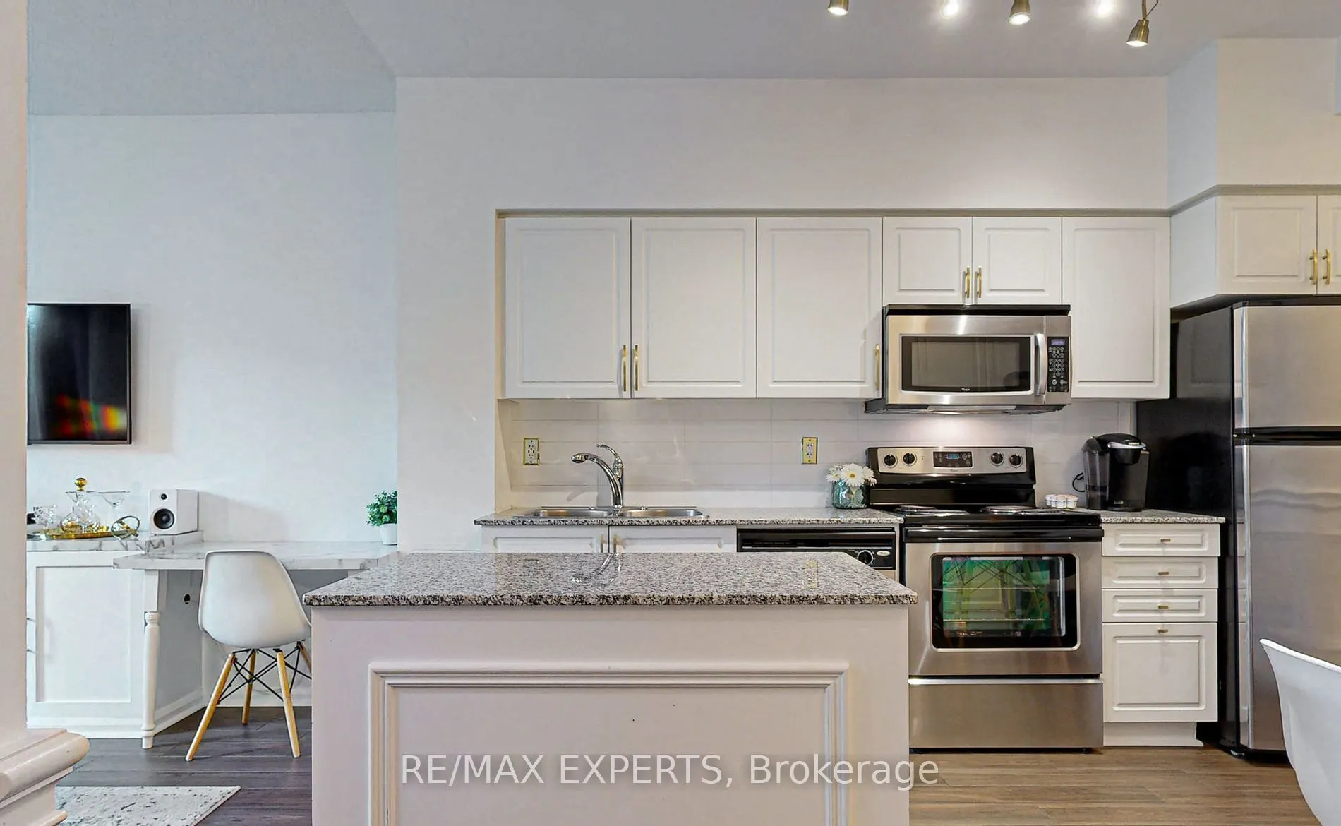 209 Fort York Boulevard #355