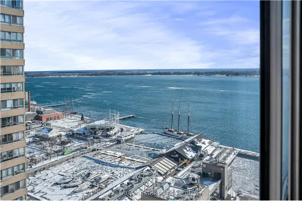 270 Queens Quay W #2507