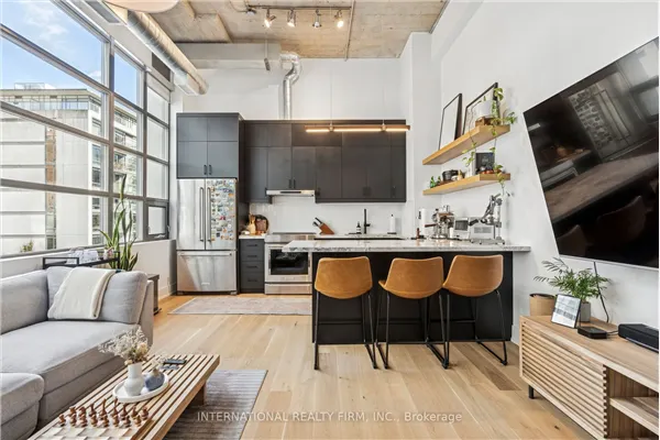 637 Lake Shore Boulevard W #303