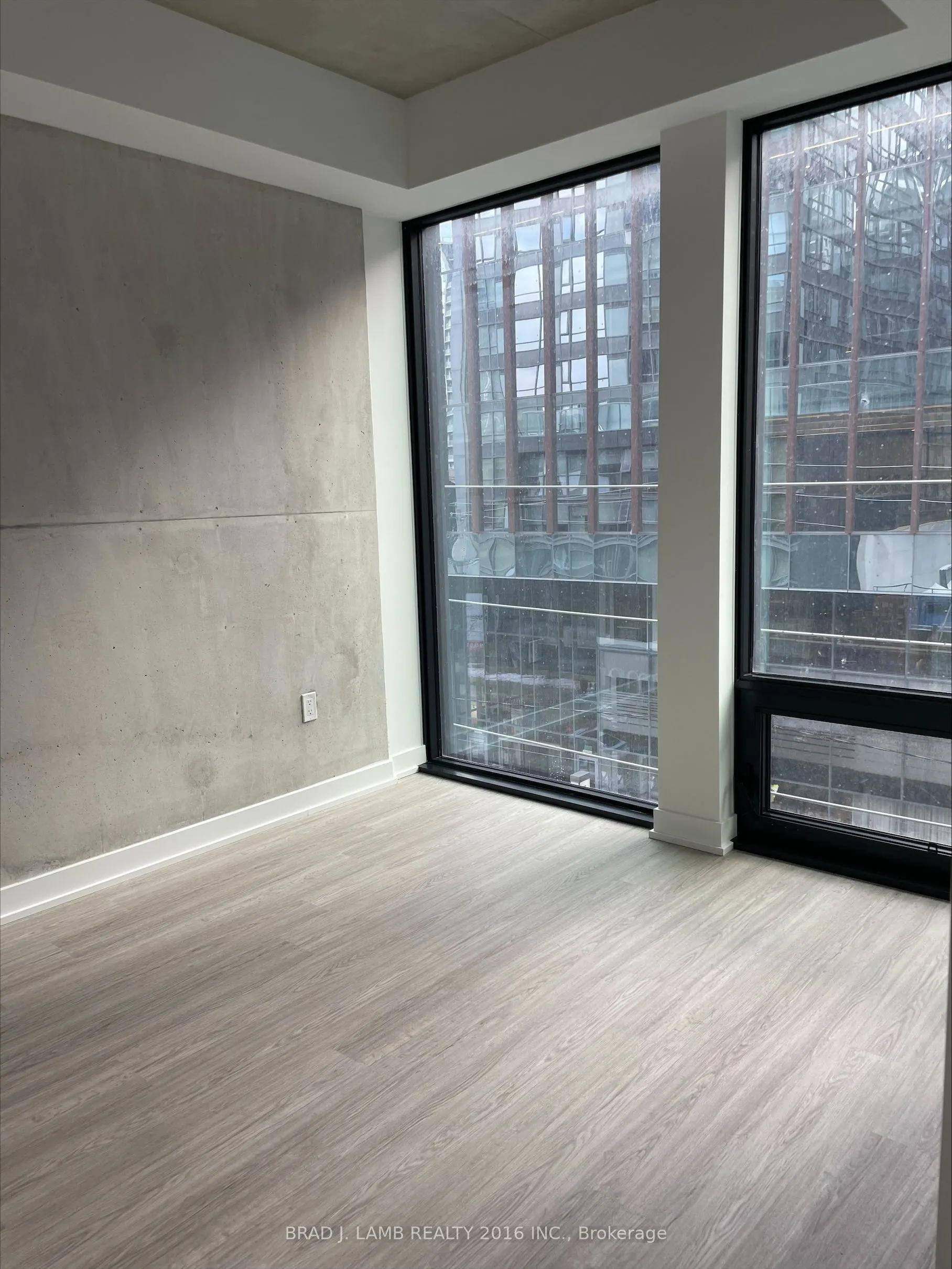 284 King Street E #303