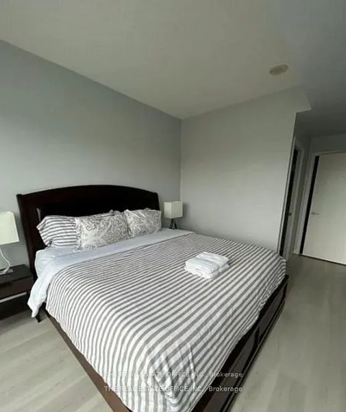 151 Dan Leckie Way #202