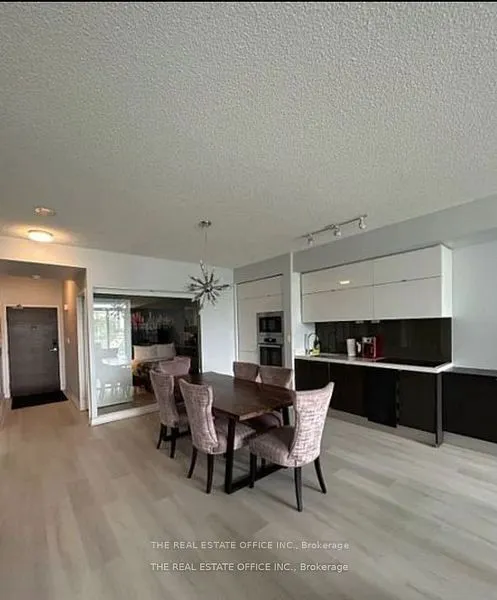 151 Dan Leckie Way #202