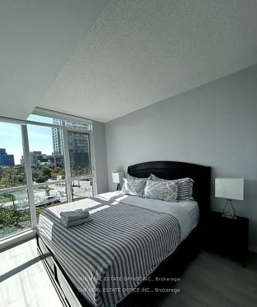 151 Dan Leckie Way #202
