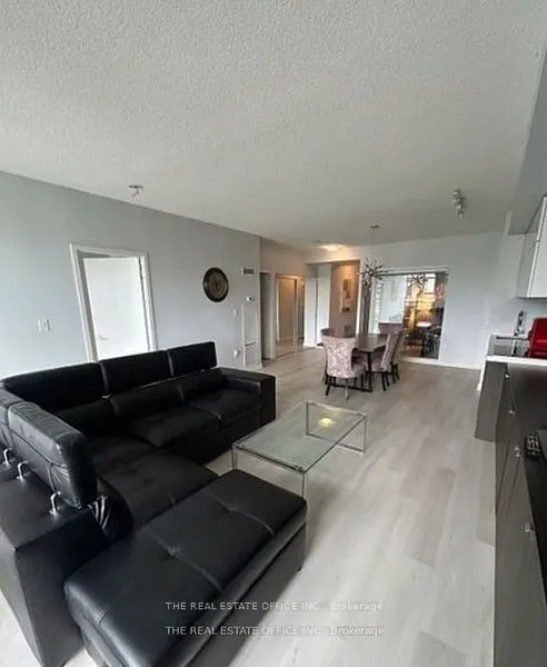 151 Dan Leckie Way #202