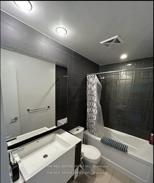 151 Dan Leckie Way #202