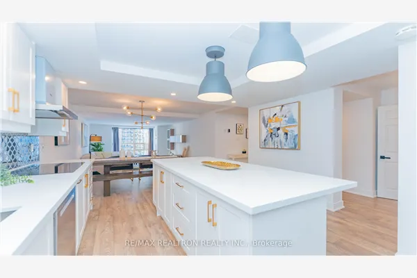 131 Beecroft Road #1505