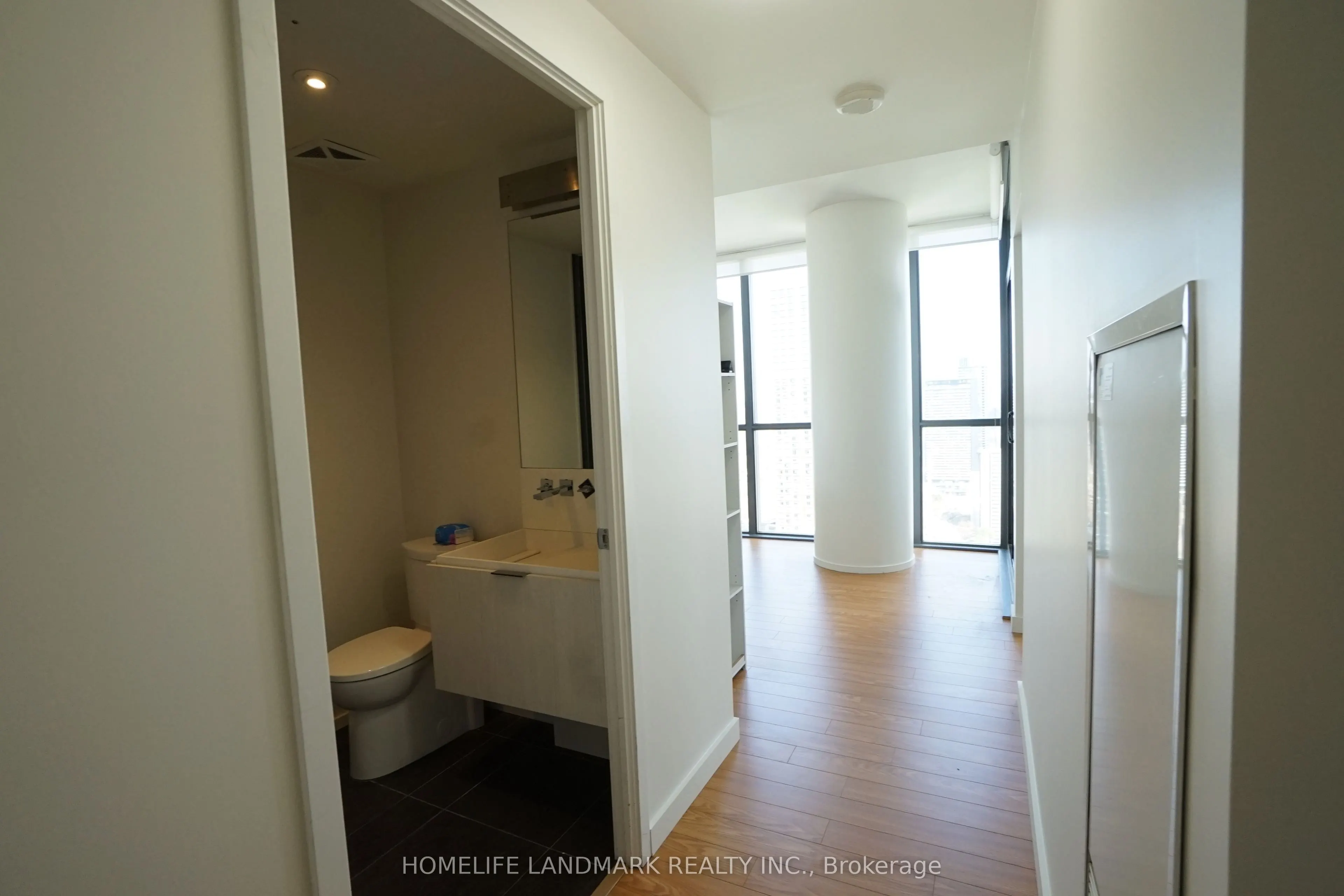 101 Charles Street E #3510