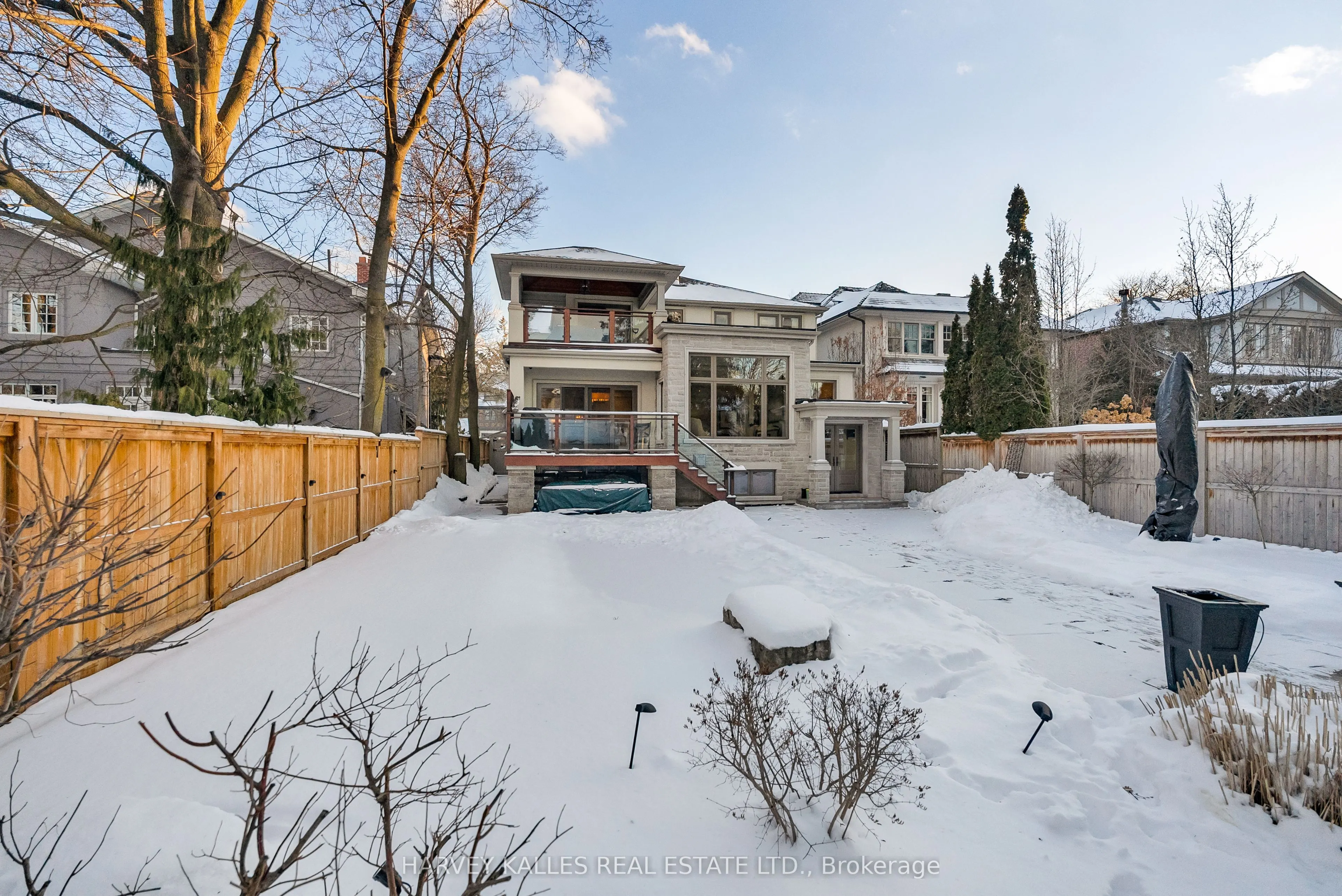 72 Teddington Park Avenue