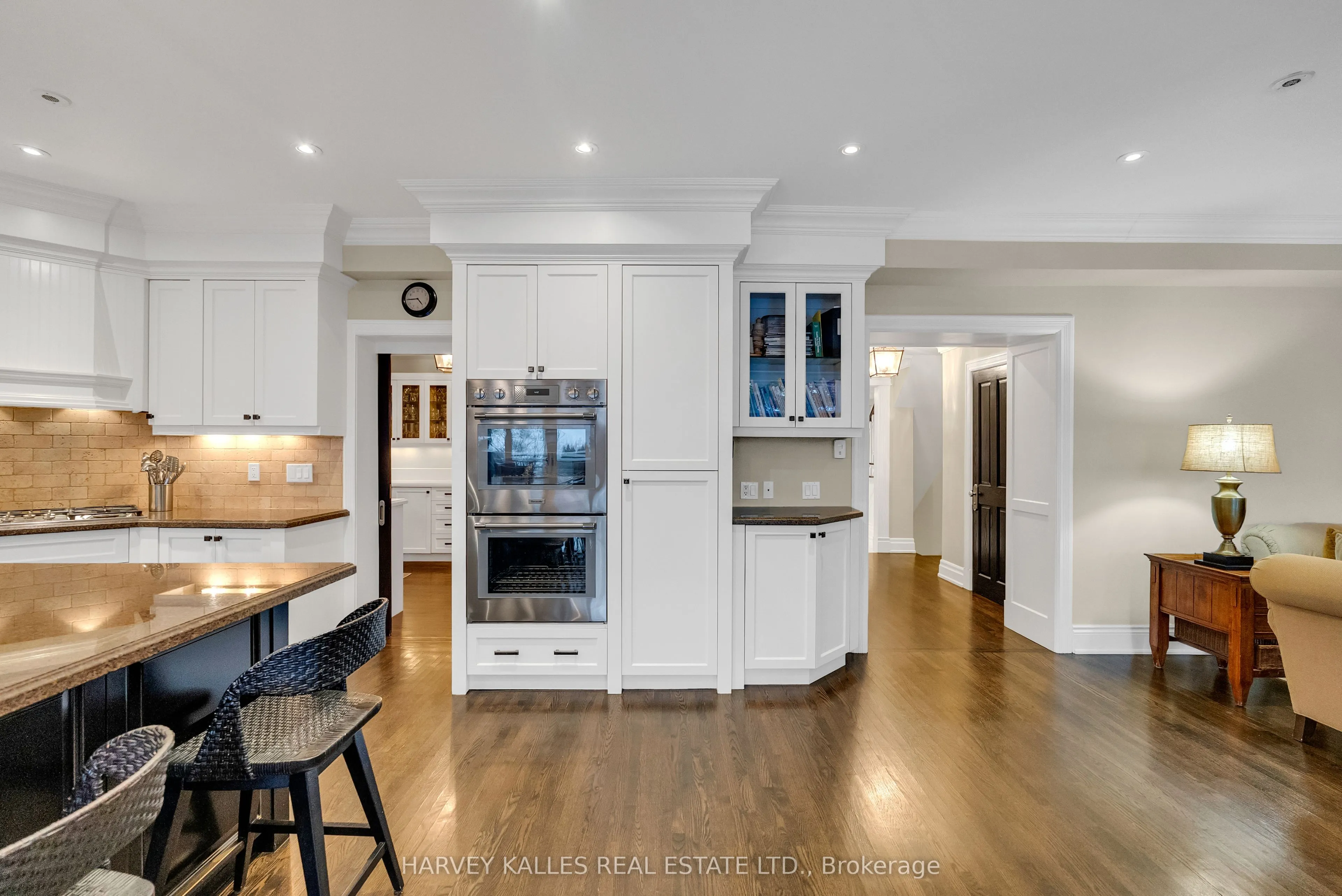 72 Teddington Park Avenue