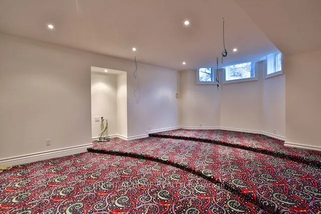 11 York Road