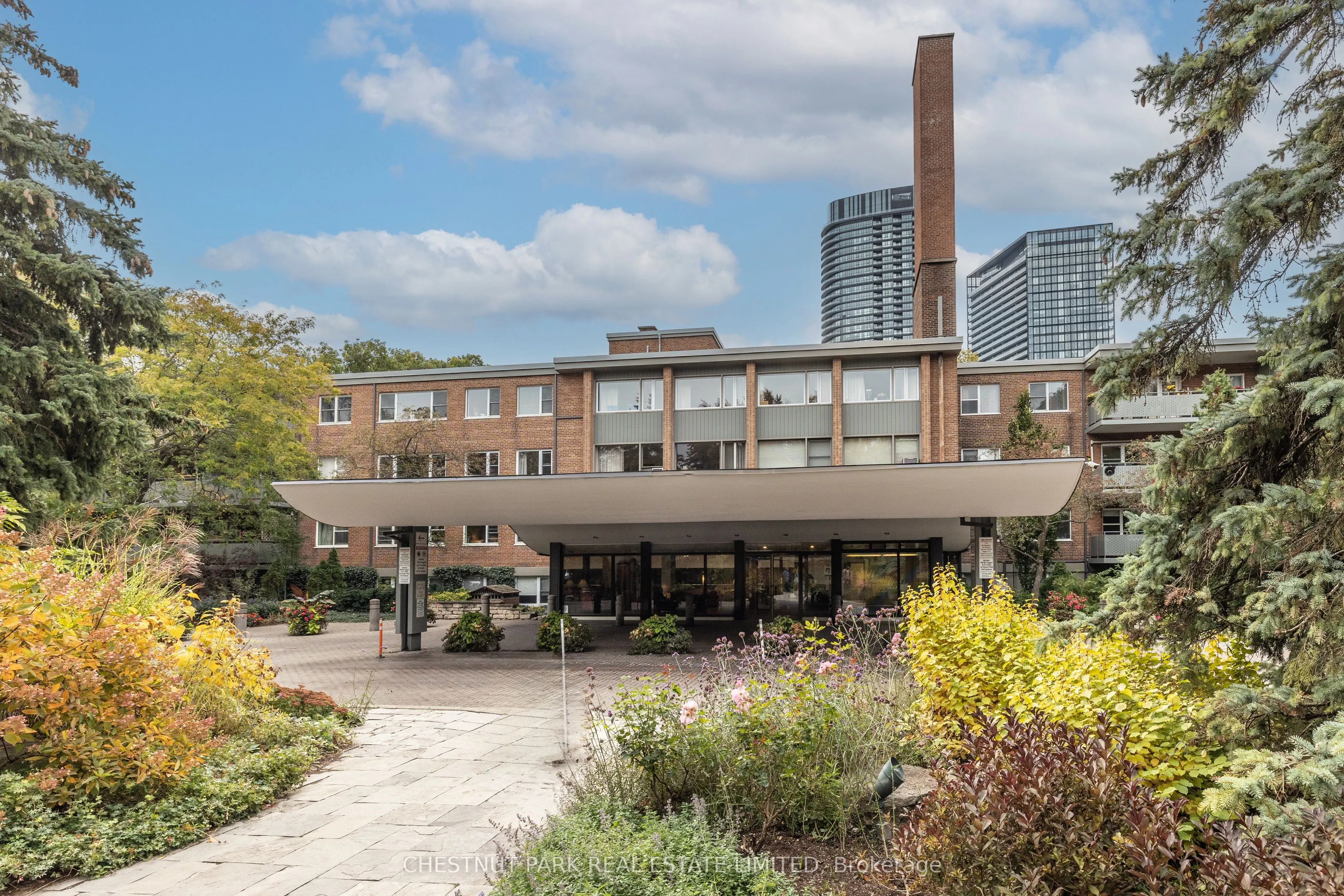 21 Dale Avenue #502