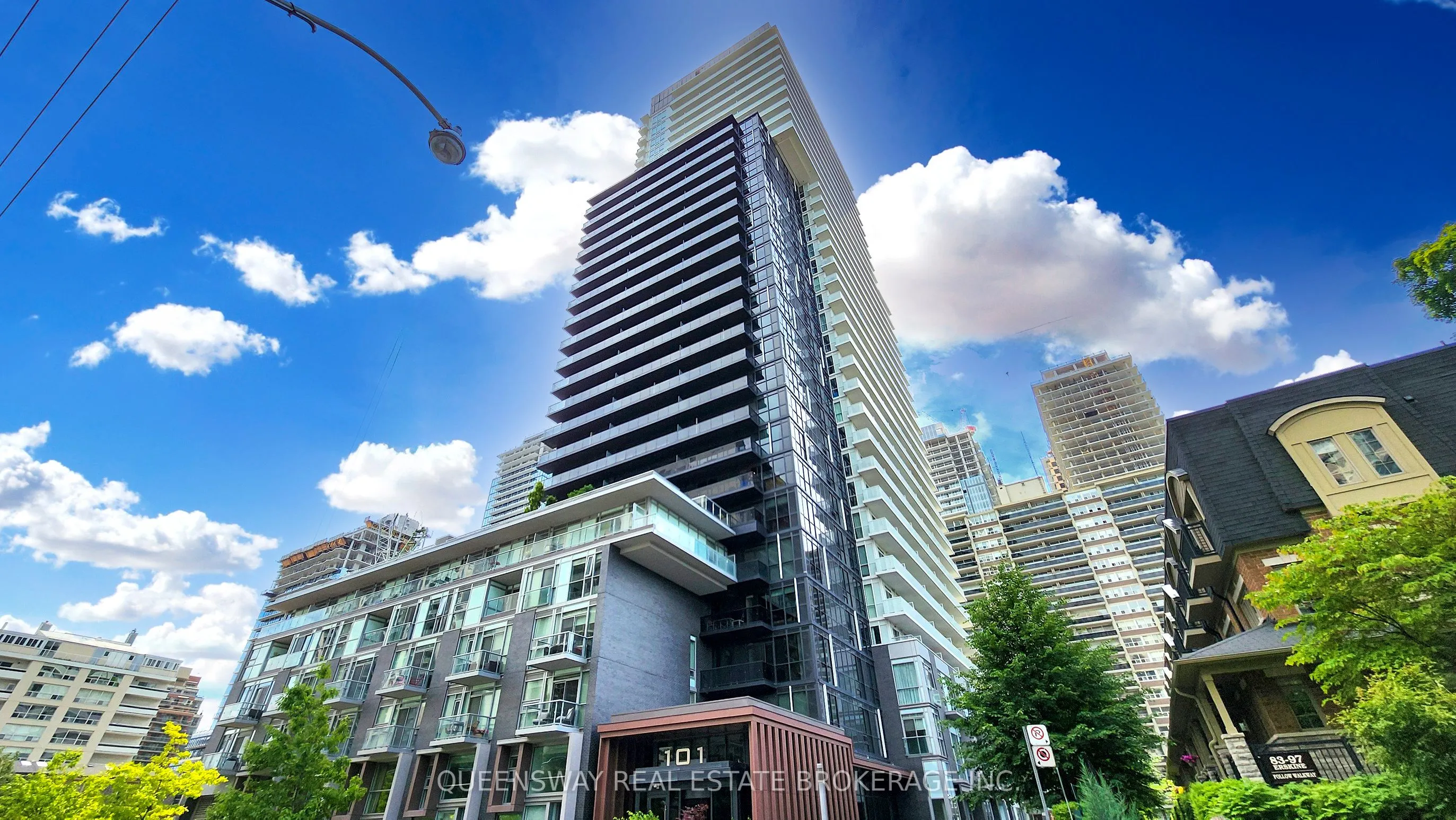 101 Erskine Avenue #1605