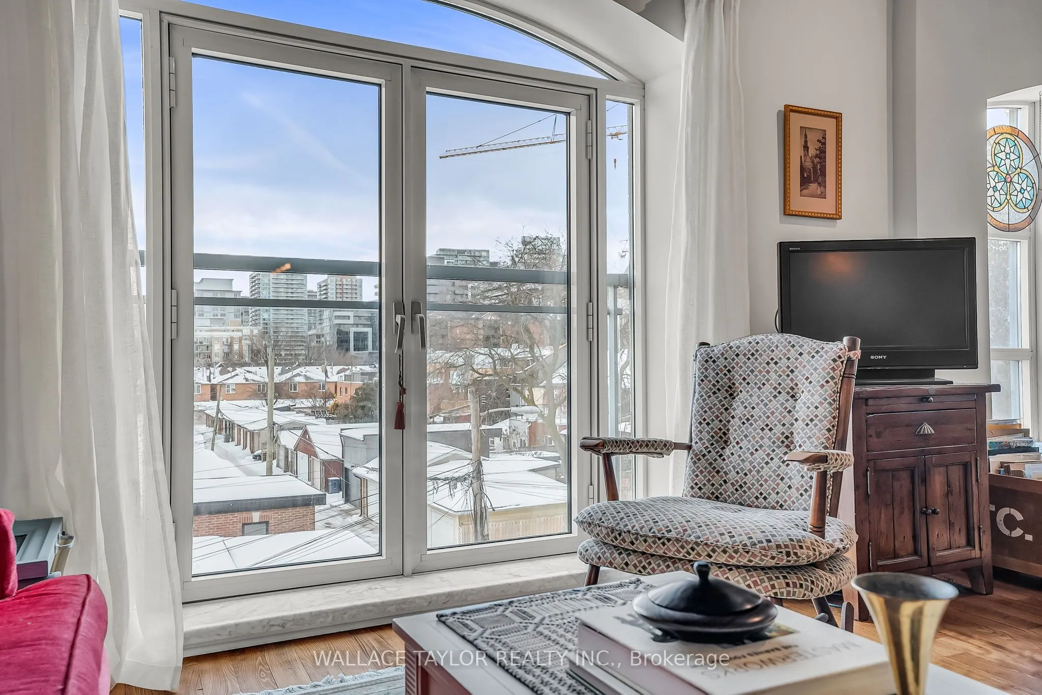 993 Queen Street W #208