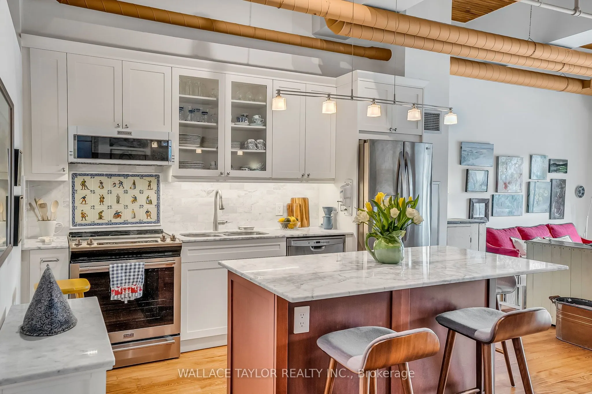 993 Queen Street W #208