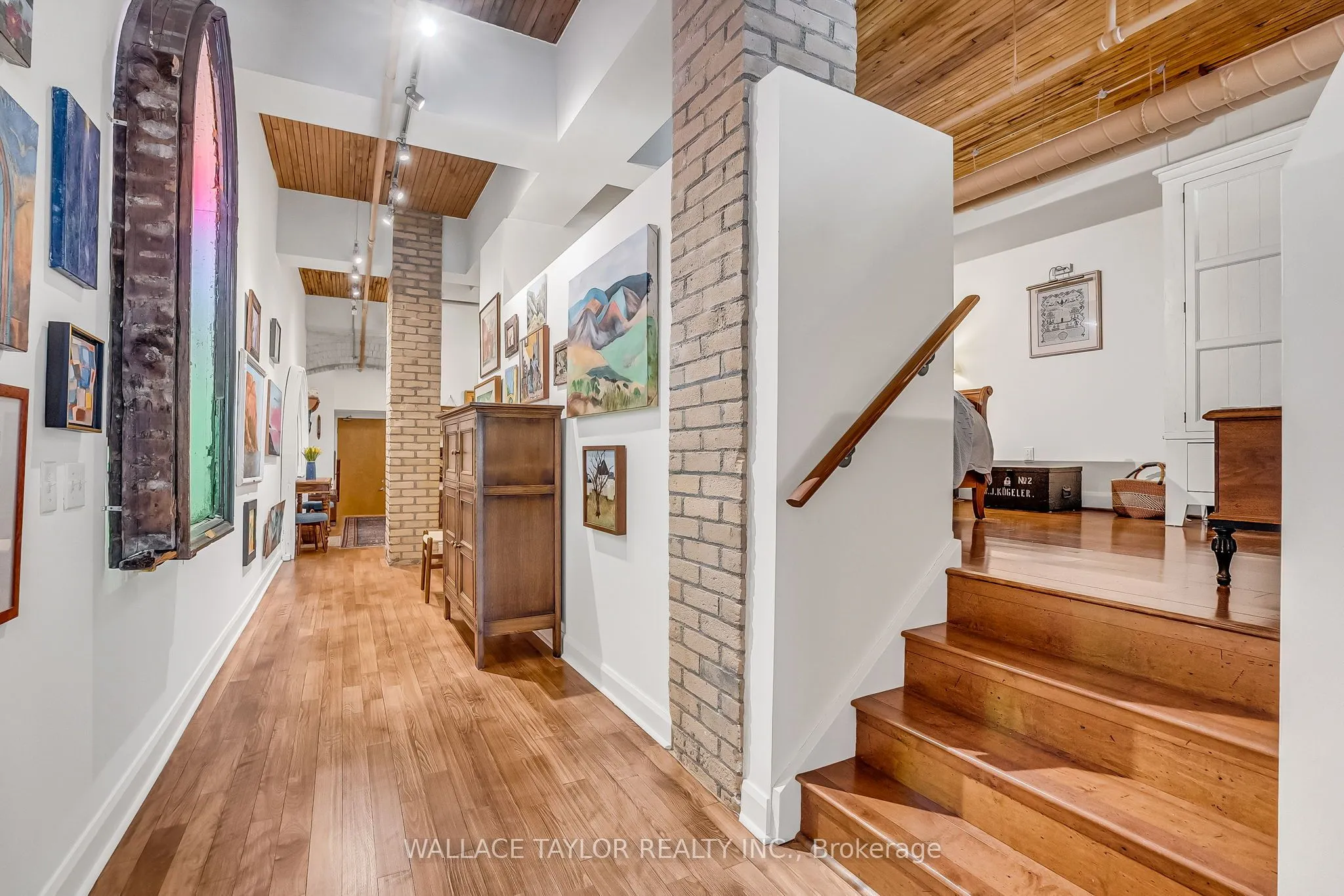 993 Queen Street W #208
