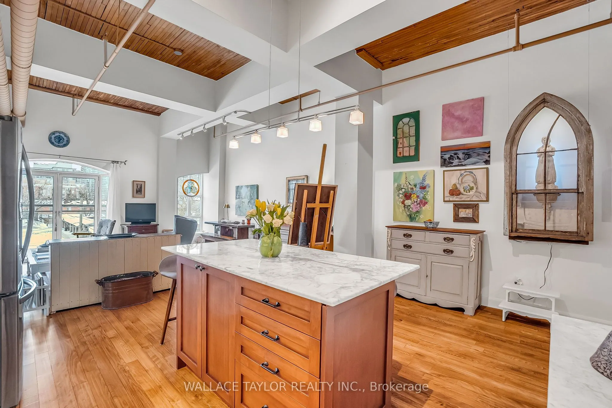 993 Queen Street W #208