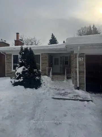 15 Blithfield Avenue S #Lower