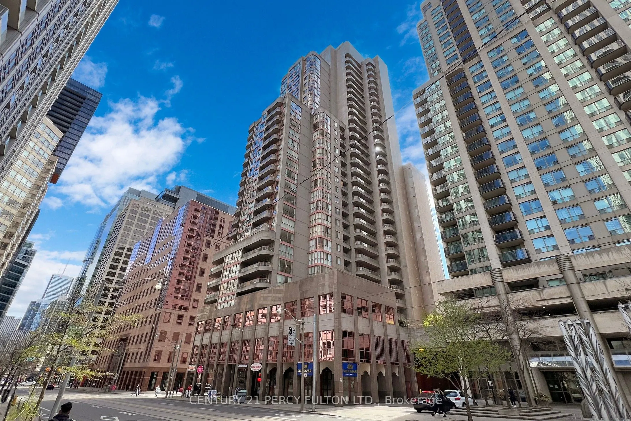 736 Bay Street #703