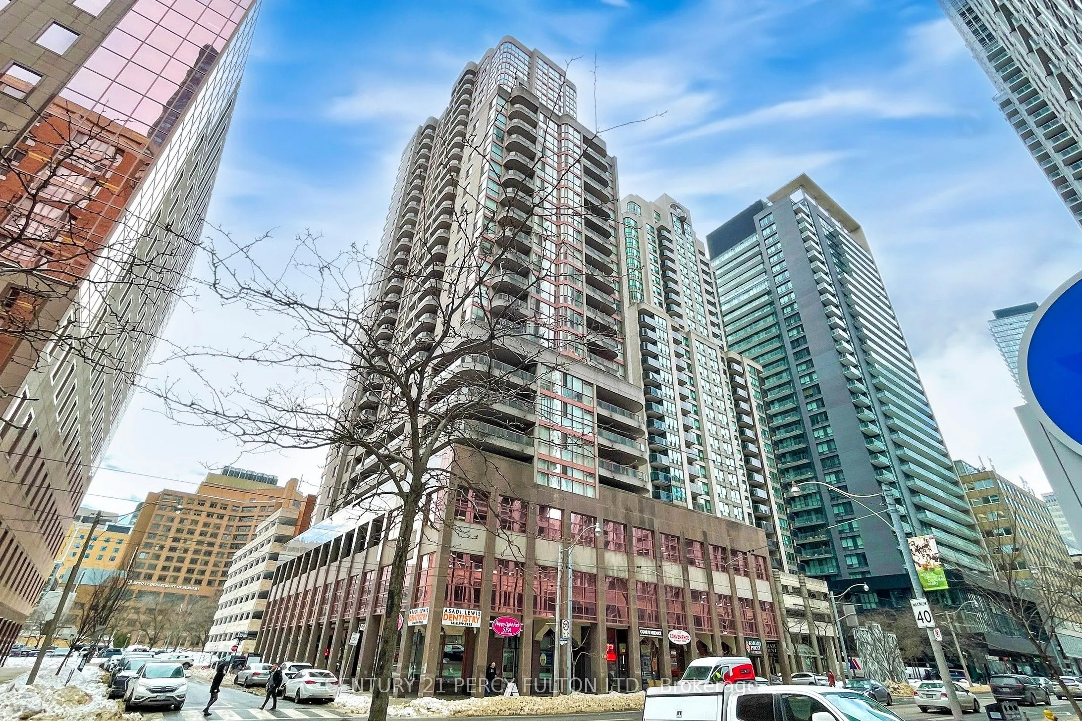 736 Bay Street #703