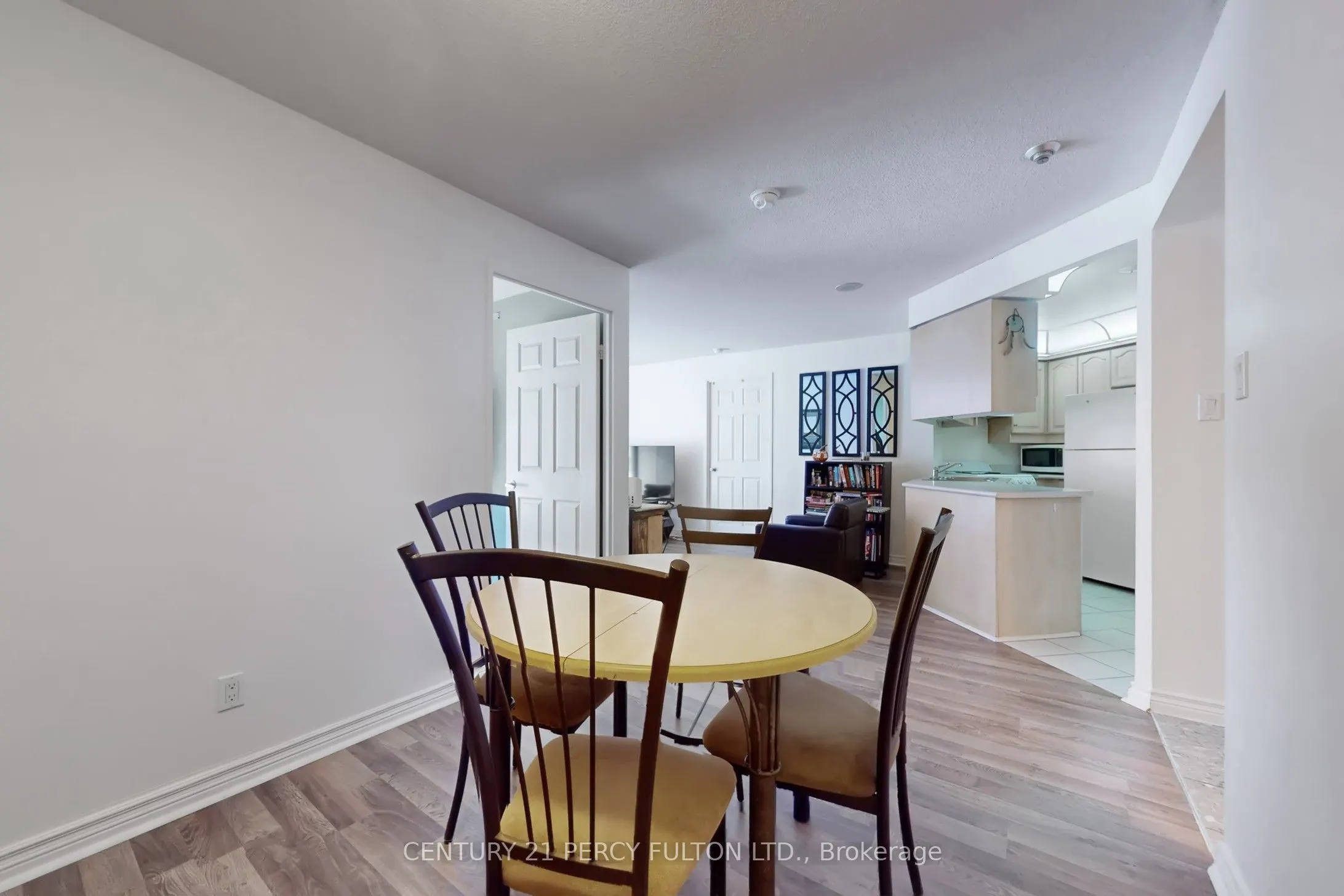 736 Bay Street #703
