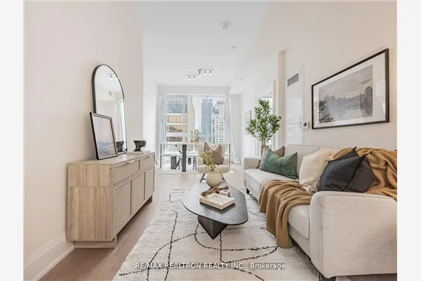 88 Cumberland Street #1801