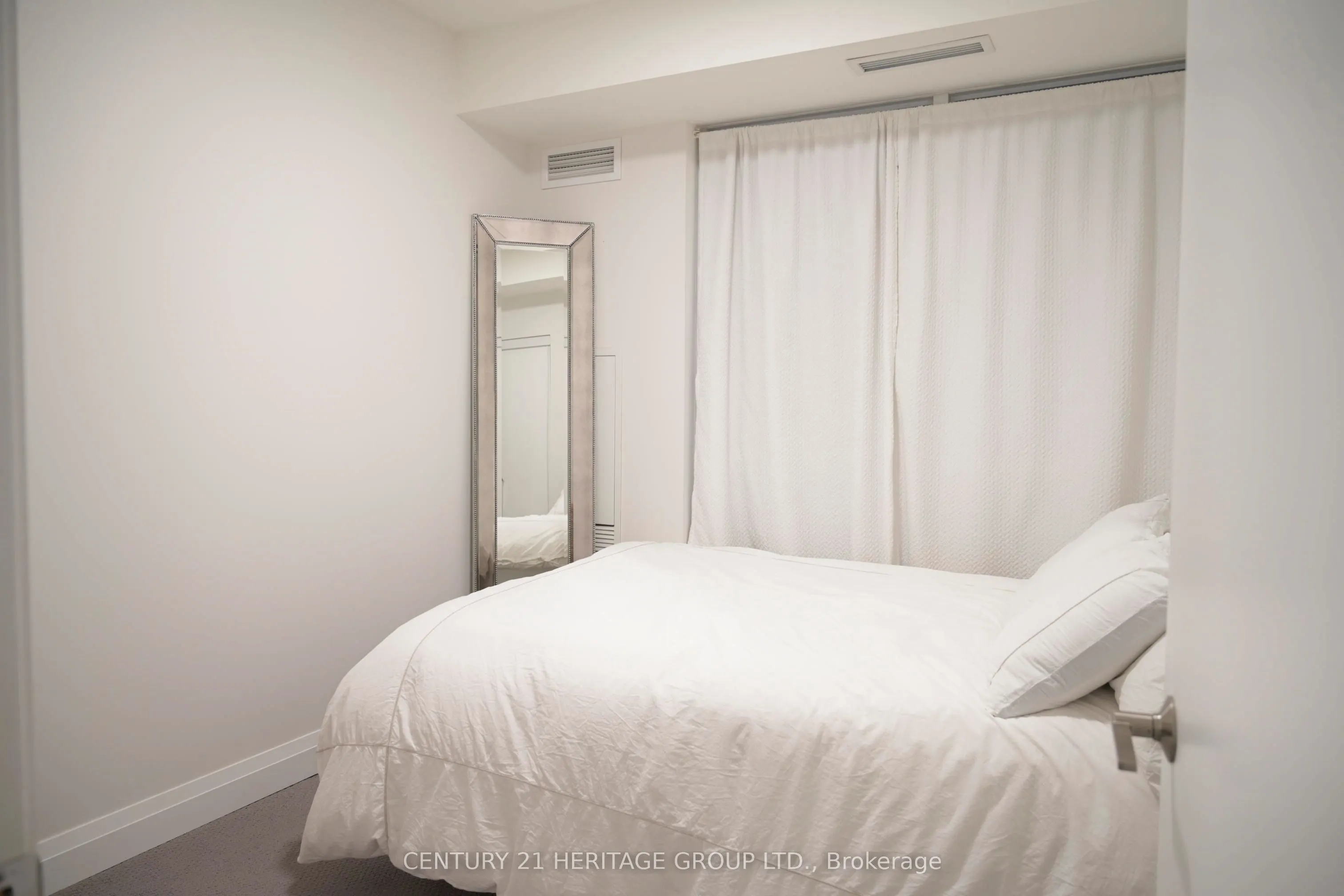 11 Bogert Avenue NE #708