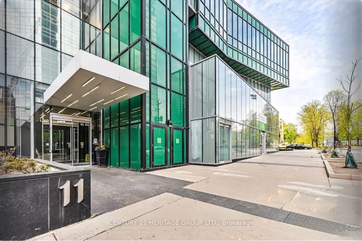 11 Bogert Avenue NE #708