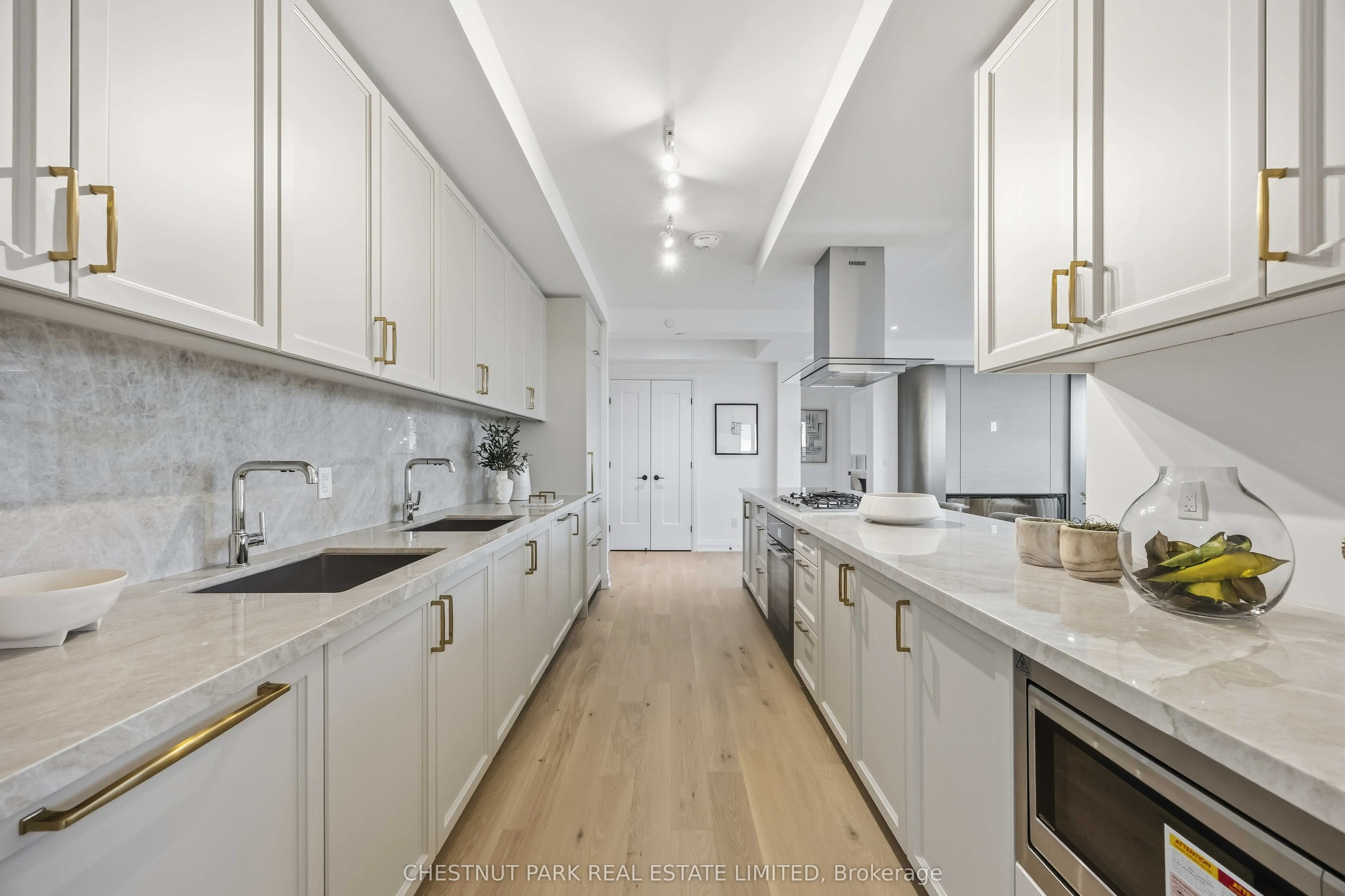 505 Glencairn Avenue #409