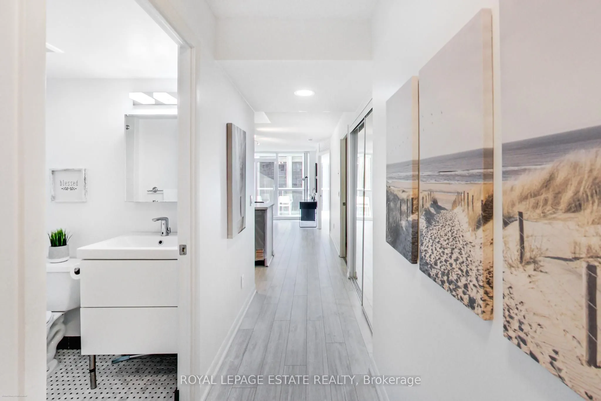 4978 Yonge Street #808