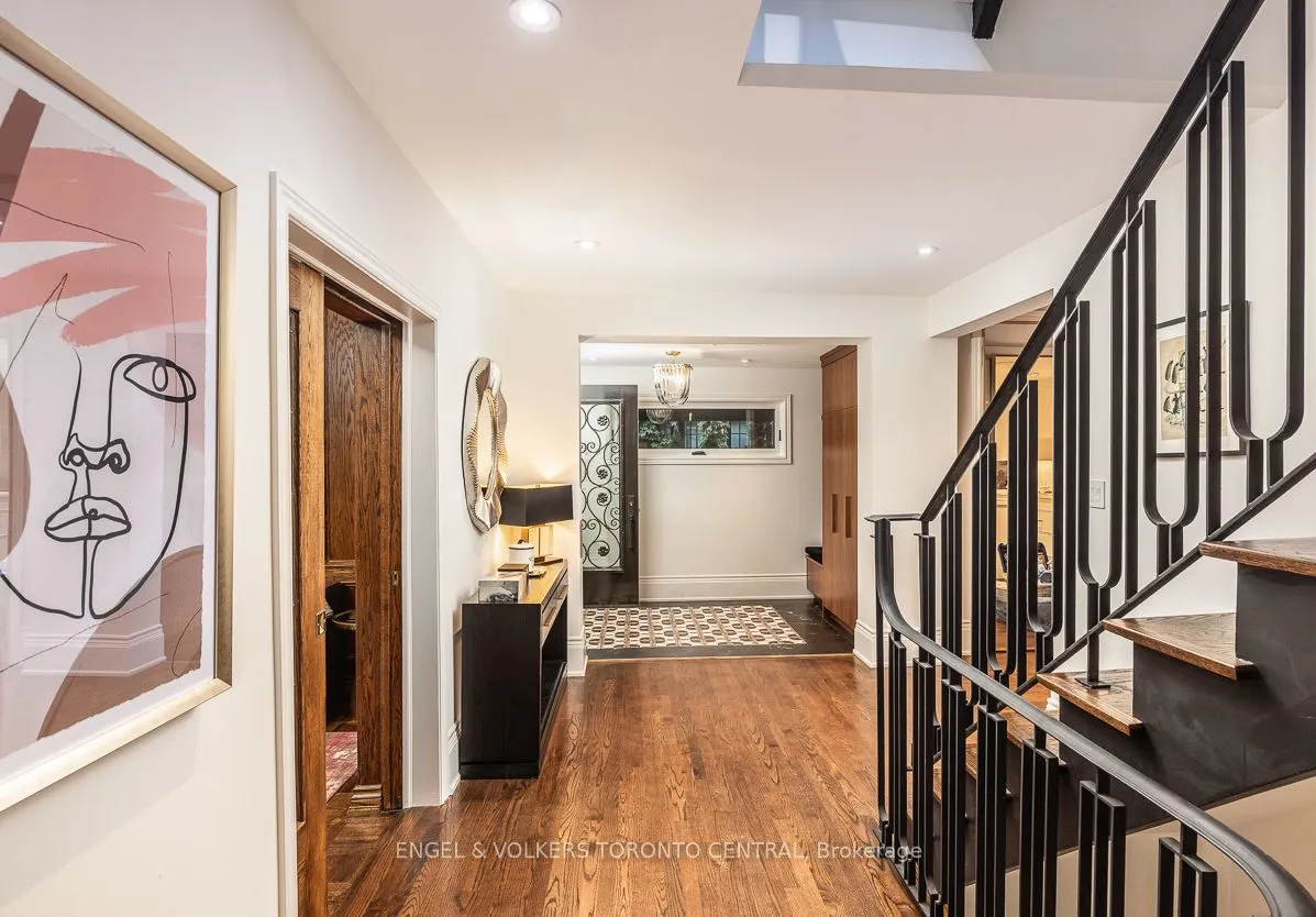 1 Bryce Avenue