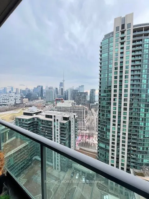 219 Fort York Boulevard #2506