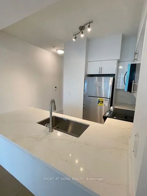 219 Fort York Boulevard #2506