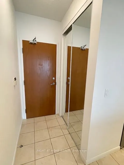 219 Fort York Boulevard #2506