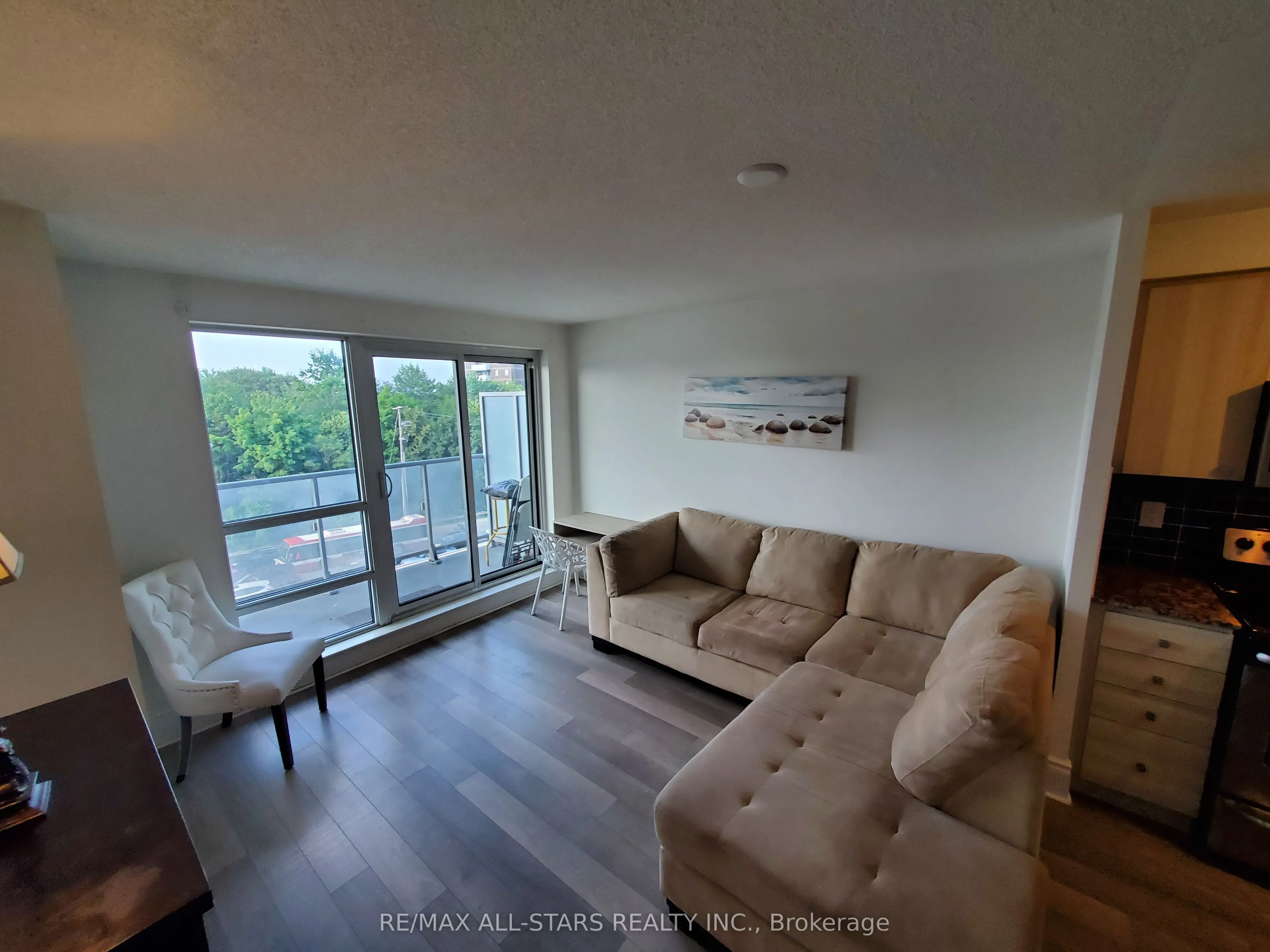 2015 Sheppard Avenue E #407