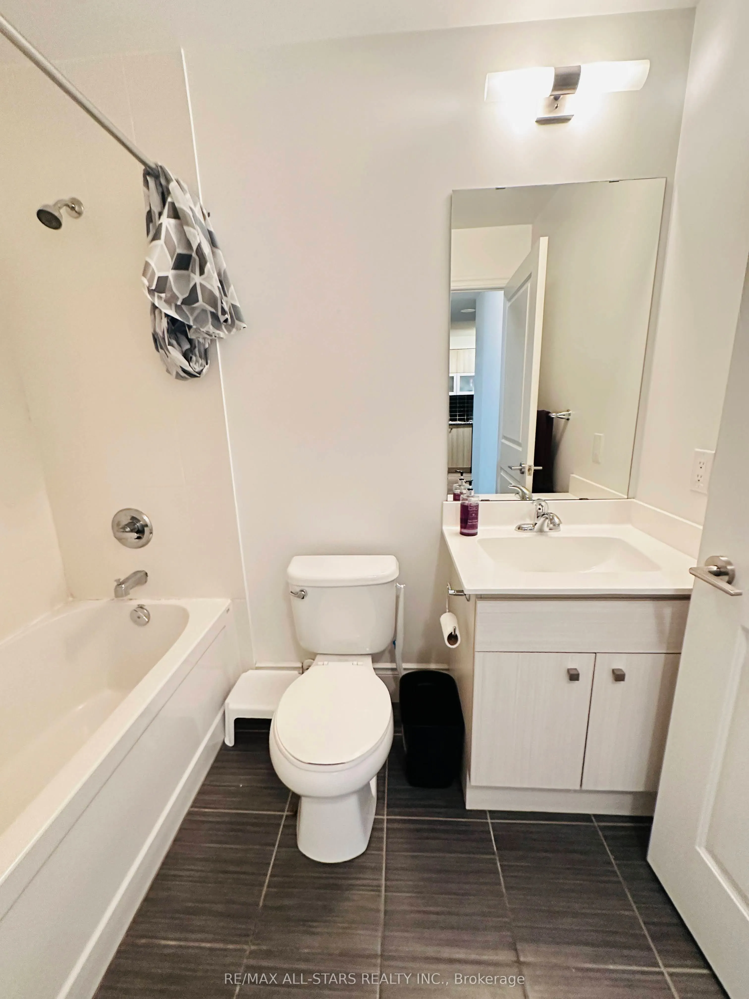 2015 Sheppard Avenue E #407