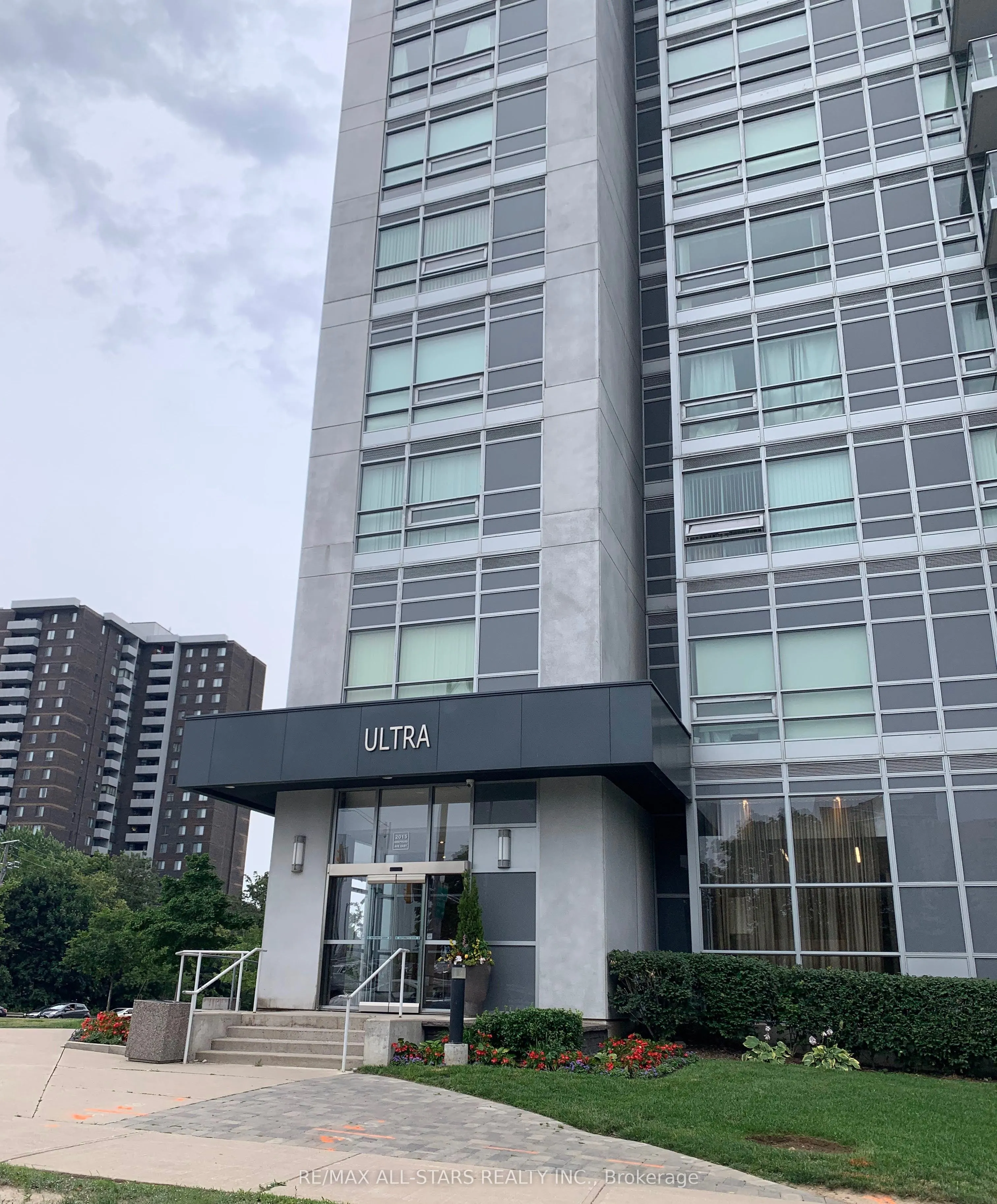 2015 Sheppard Avenue E #407