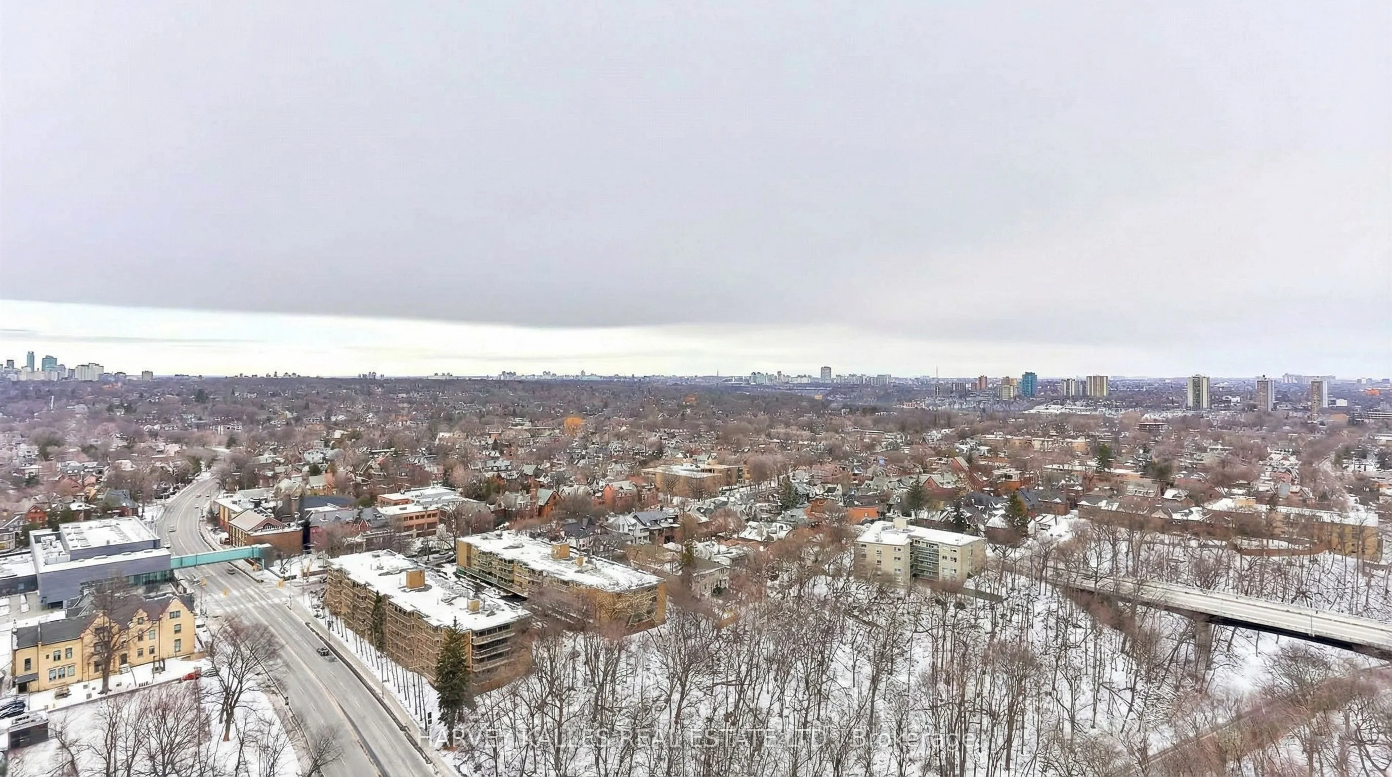300 Bloor Street E #2701