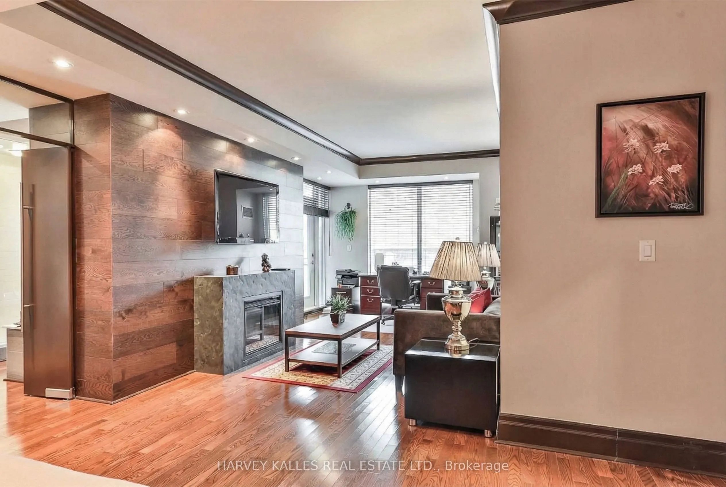 300 Bloor Street E #2701