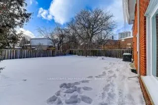 31 Whitehorn Crescent