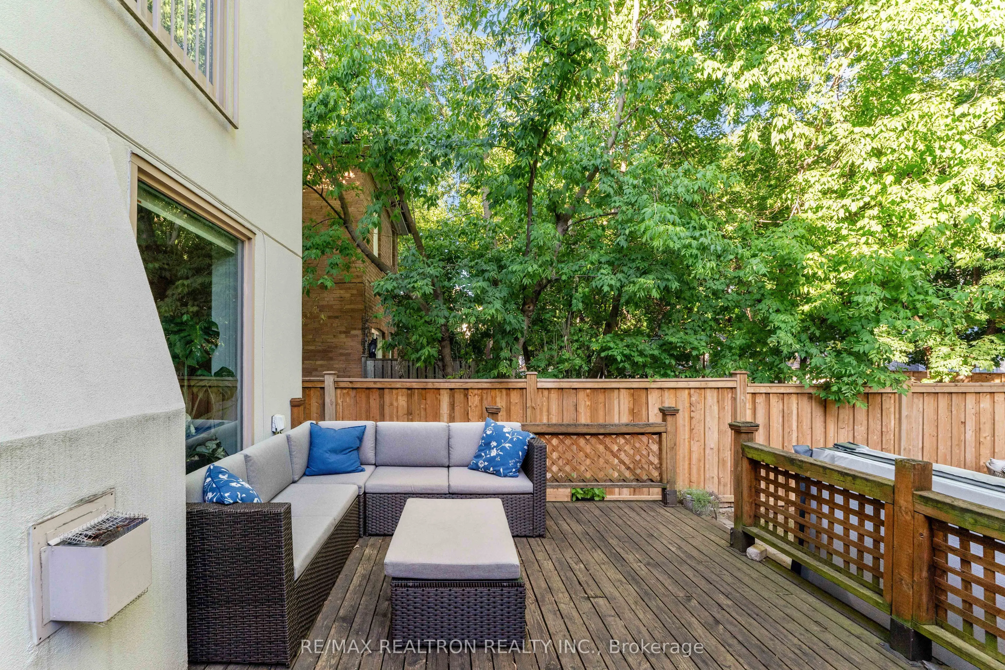 37 Johnston Avenue