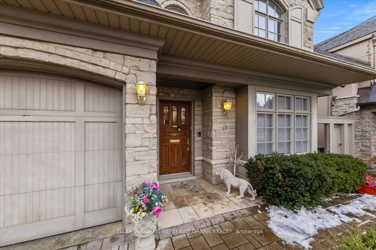 41 Wentworth Avenue