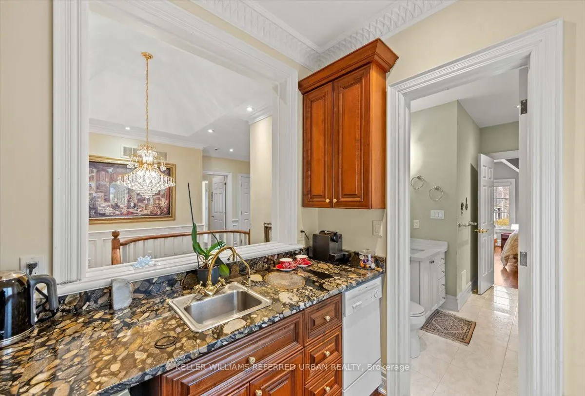 41 Wentworth Avenue
