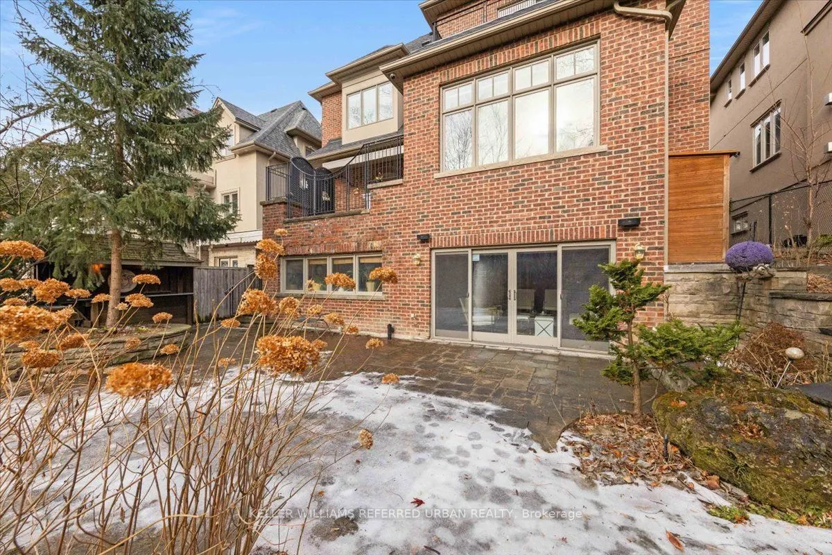41 Wentworth Avenue