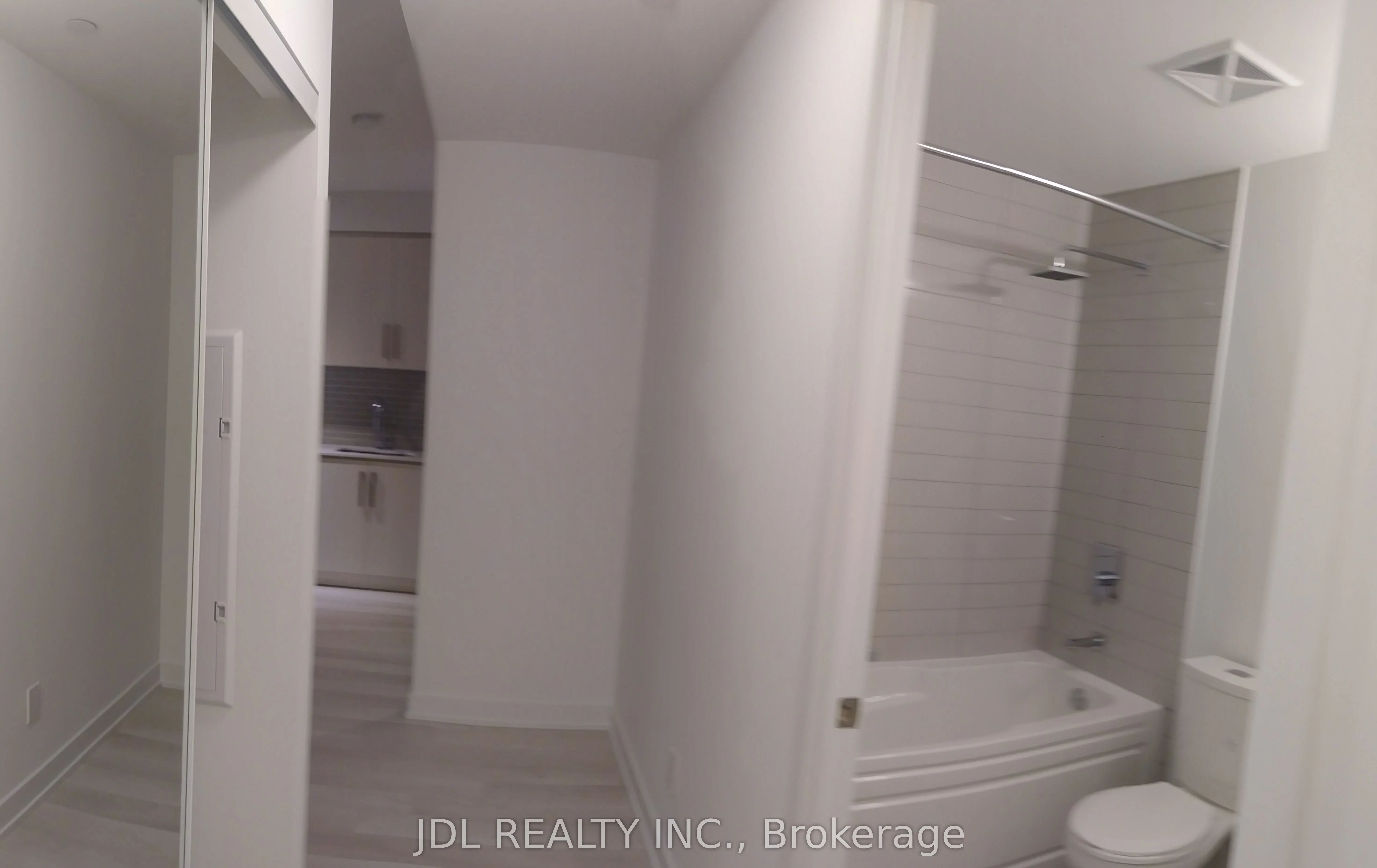 5180 yonge Street #2112