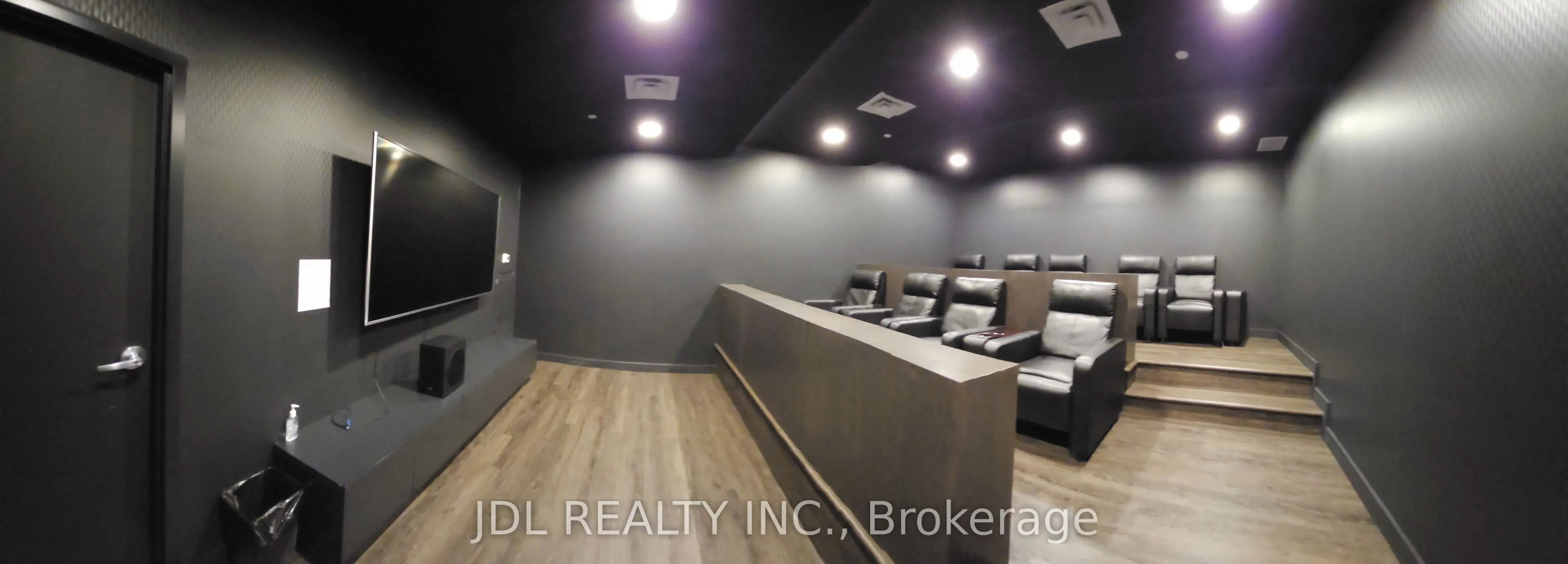 5180 yonge Street #2112