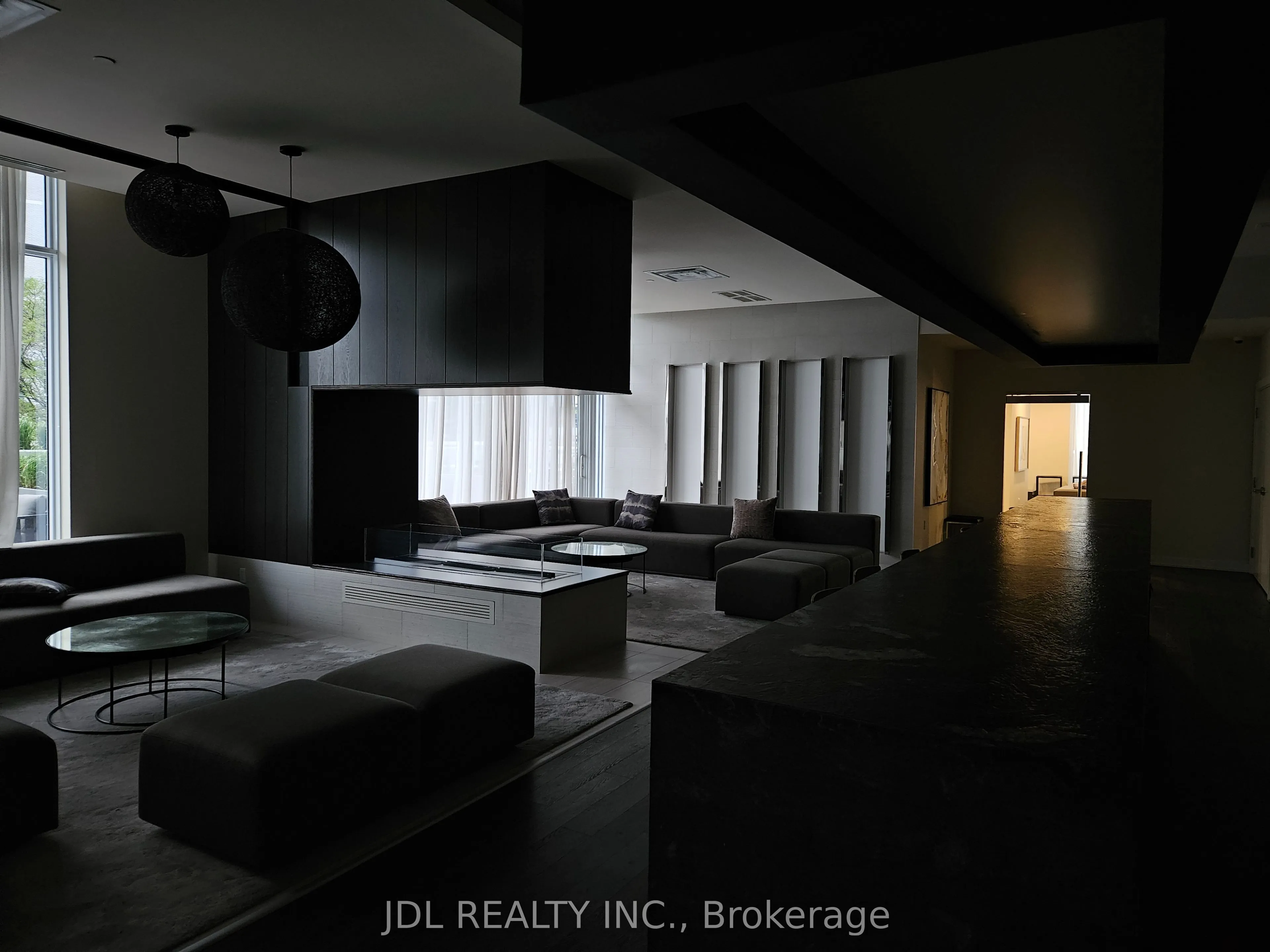 5180 yonge Street #2112